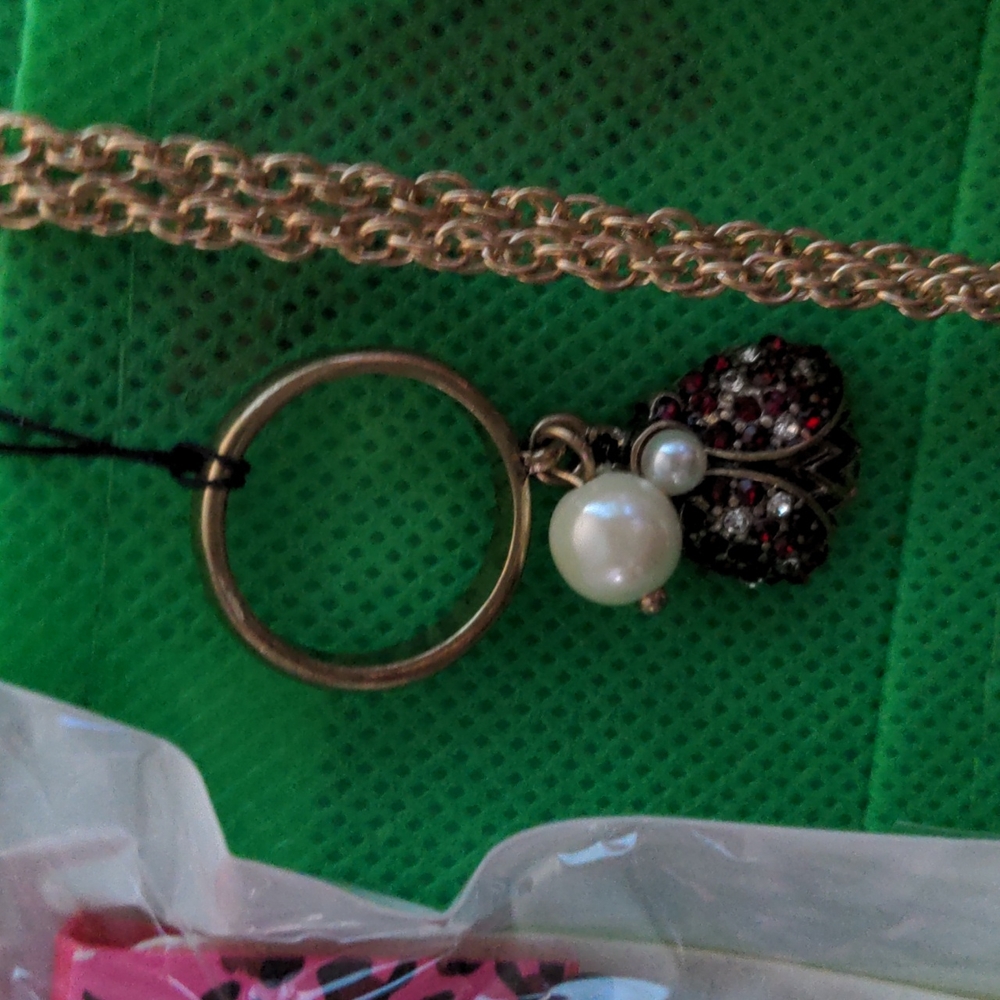 A118 😍 5 For $25 😍  Lot of Faux B J Jewelry - Picture 5 of 7